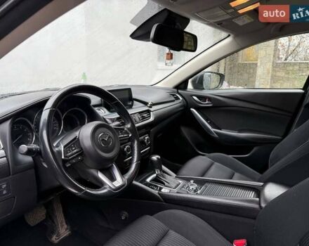 Сірий Мазда 6, об'ємом двигуна 2 л та пробігом 80 тис. км за 18000 $, фото 21 на Automoto.ua