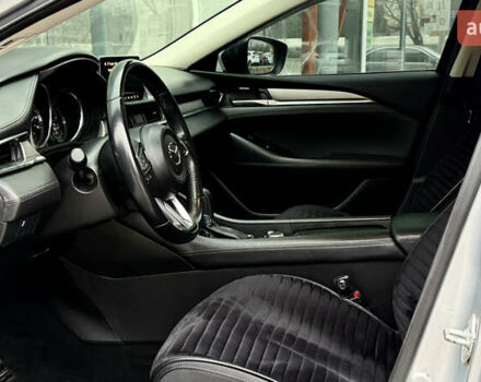 Серый Мазда 6, объемом двигателя 2.49 л и пробегом 71 тыс. км за 18500 $, фото 17 на Automoto.ua