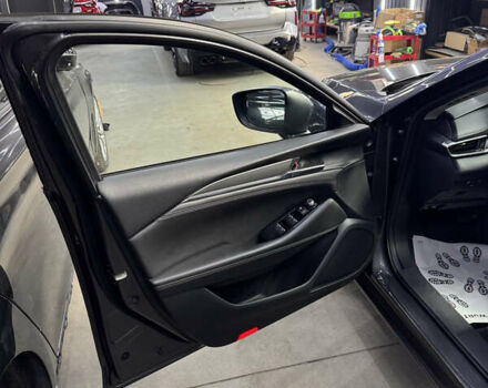 Сірий Мазда 6, об'ємом двигуна 2 л та пробігом 130 тис. км за 16900 $, фото 19 на Automoto.ua