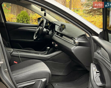 Сірий Мазда 6, об'ємом двигуна 2 л та пробігом 92 тис. км за 20800 $, фото 30 на Automoto.ua