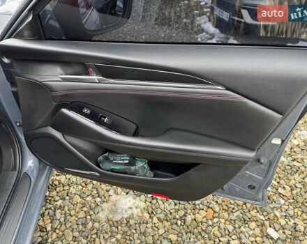 Серый Мазда 6, объемом двигателя 2.49 л и пробегом 99 тыс. км за 19999 $, фото 25 на Automoto.ua