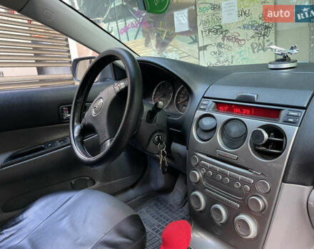 Серый Мазда 6, объемом двигателя 2 л и пробегом 320 тыс. км за 3400 $, фото 4 на Automoto.ua