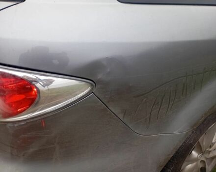 Серый Мазда 6, объемом двигателя 2 л и пробегом 296 тыс. км за 3300 $, фото 5 на Automoto.ua