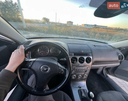 Сірий Мазда 6, об'ємом двигуна 2 л та пробігом 293 тис. км за 1600 $, фото 11 на Automoto.ua