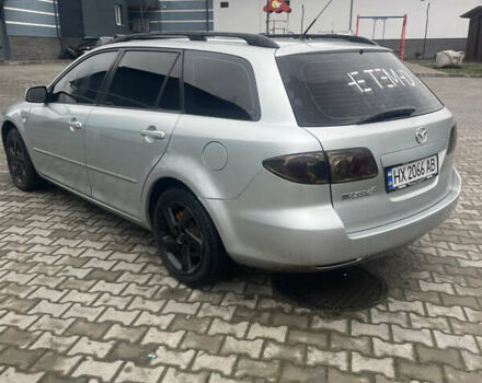 Серый Мазда 6, объемом двигателя 2 л и пробегом 350 тыс. км за 3800 $, фото 3 на Automoto.ua