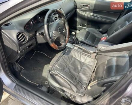 Сірий Мазда 6, об'ємом двигуна 2 л та пробігом 295 тис. км за 3200 $, фото 7 на Automoto.ua