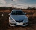 Серый Мазда 6, объемом двигателя 2 л и пробегом 270 тыс. км за 4100 $, фото 1 на Automoto.ua