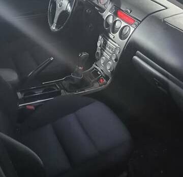 Сірий Мазда 6, об'ємом двигуна 2 л та пробігом 300 тис. км за 2800 $, фото 1 на Automoto.ua