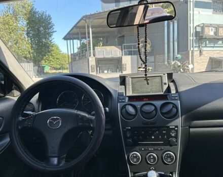 Сірий Мазда 6, об'ємом двигуна 2 л та пробігом 350 тис. км за 3600 $, фото 4 на Automoto.ua