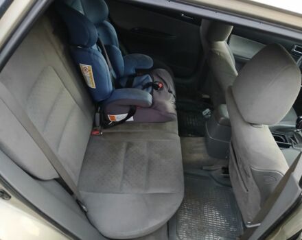 Серый Мазда 6, объемом двигателя 2 л и пробегом 272 тыс. км за 2300 $, фото 7 на Automoto.ua