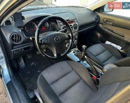 Сірий Мазда 6, об'ємом двигуна 2 л та пробігом 301 тис. км за 3550 $, фото 8 на Automoto.ua