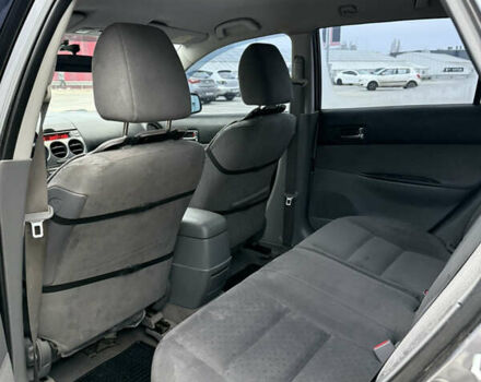 Сірий Мазда 6, об'ємом двигуна 2 л та пробігом 250 тис. км за 3800 $, фото 9 на Automoto.ua