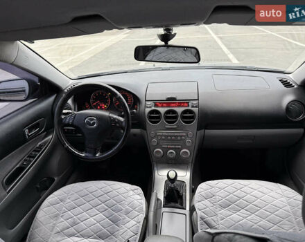 Сірий Мазда 6, об'ємом двигуна 2 л та пробігом 250 тис. км за 3800 $, фото 7 на Automoto.ua