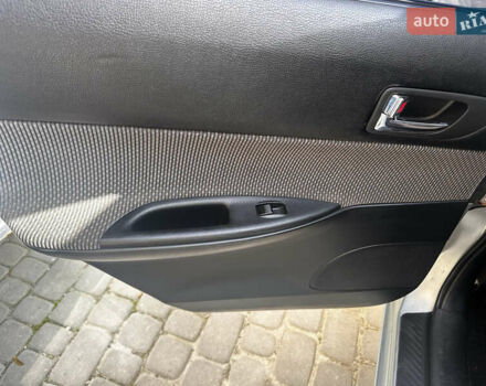 Сірий Мазда 6, об'ємом двигуна 2 л та пробігом 257 тис. км за 3950 $, фото 34 на Automoto.ua