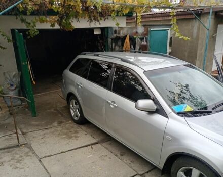 Сірий Мазда 6, об'ємом двигуна 2 л та пробігом 353 тис. км за 4500 $, фото 5 на Automoto.ua