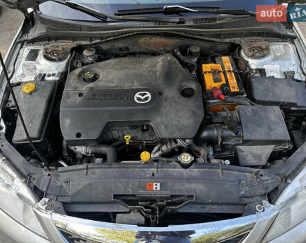 Сірий Мазда 6, об'ємом двигуна 2 л та пробігом 257 тис. км за 3950 $, фото 26 на Automoto.ua