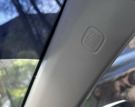 Сірий Мазда 6, об'ємом двигуна 2 л та пробігом 257 тис. км за 3950 $, фото 37 на Automoto.ua