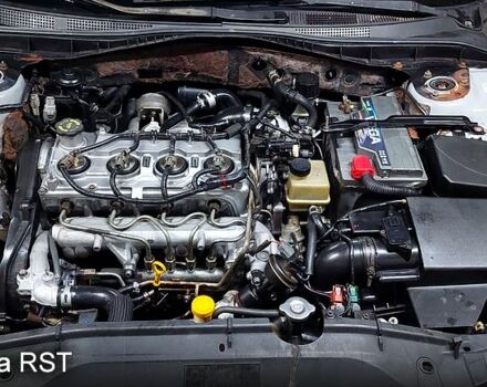 Серый Мазда 6, объемом двигателя 2 л и пробегом 314 тыс. км за 4500 $, фото 7 на Automoto.ua