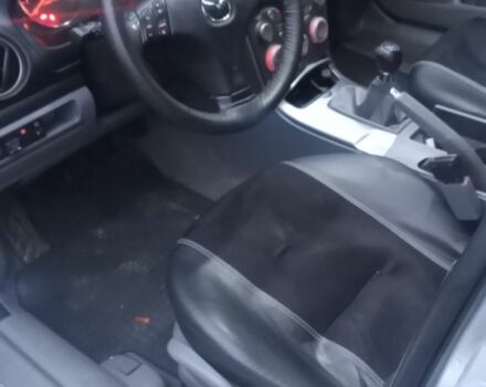 Сірий Мазда 6, об'ємом двигуна 2 л та пробігом 260 тис. км за 4700 $, фото 4 на Automoto.ua