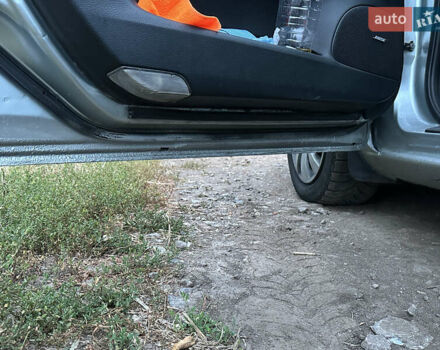 Серый Мазда 6, объемом двигателя 2 л и пробегом 309 тыс. км за 2550 $, фото 9 на Automoto.ua