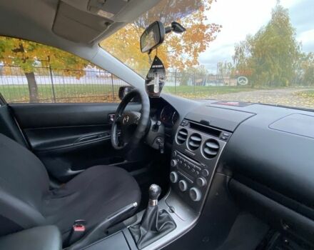 Сірий Мазда 6, об'ємом двигуна 2 л та пробігом 373 тис. км за 3250 $, фото 22 на Automoto.ua
