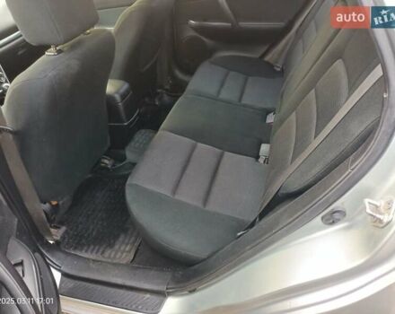 Сірий Мазда 6, об'ємом двигуна 2 л та пробігом 237 тис. км за 4700 $, фото 13 на Automoto.ua