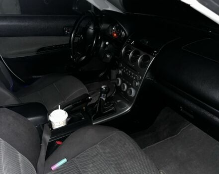 Серый Мазда 6, объемом двигателя 2 л и пробегом 290 тыс. км за 1200 $, фото 4 на Automoto.ua