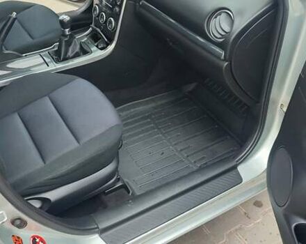 Сірий Мазда 6, об'ємом двигуна 2 л та пробігом 300 тис. км за 4250 $, фото 17 на Automoto.ua