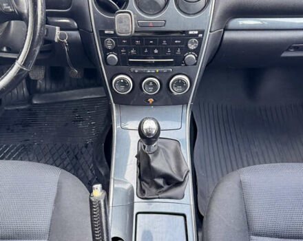 Сірий Мазда 6, об'ємом двигуна 2 л та пробігом 272 тис. км за 3999 $, фото 22 на Automoto.ua