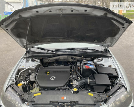 Сірий Мазда 6, об'ємом двигуна 2 л та пробігом 265 тис. км за 3200 $, фото 11 на Automoto.ua