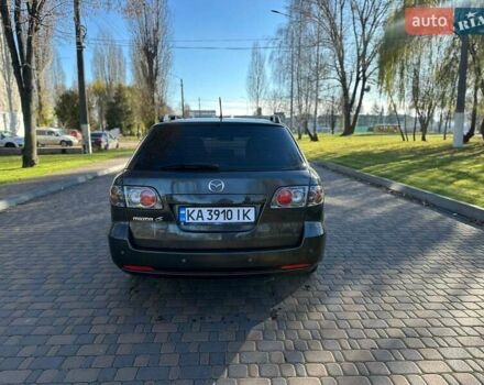 Сірий Мазда 6, об'ємом двигуна 2 л та пробігом 230 тис. км за 3999 $, фото 5 на Automoto.ua