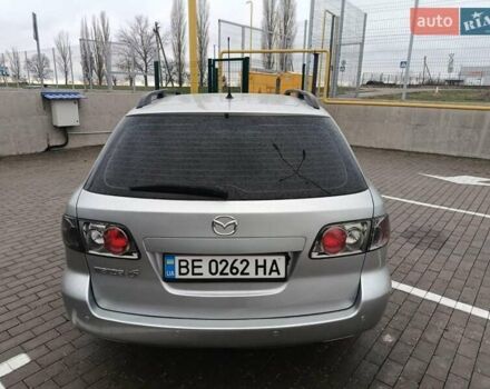 Серый Мазда 6, объемом двигателя 2 л и пробегом 300 тыс. км за 3800 $, фото 2 на Automoto.ua