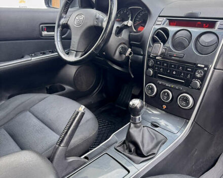 Сірий Мазда 6, об'ємом двигуна 2 л та пробігом 272 тис. км за 3999 $, фото 20 на Automoto.ua