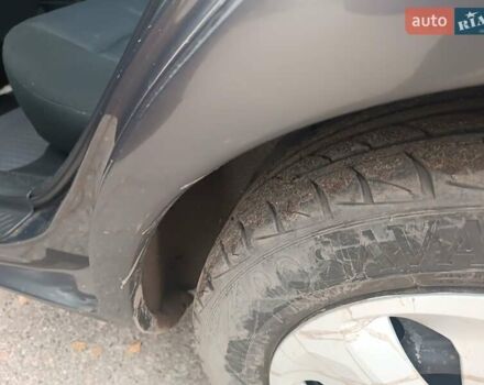 Сірий Мазда 6, об'ємом двигуна 2 л та пробігом 390 тис. км за 4800 $, фото 2 на Automoto.ua