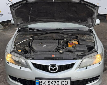 Сірий Мазда 6, об'ємом двигуна 2 л та пробігом 272 тис. км за 3999 $, фото 4 на Automoto.ua