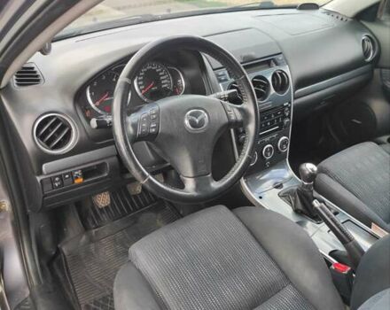 Серый Мазда 6, объемом двигателя 2 л и пробегом 307 тыс. км за 4500 $, фото 2 на Automoto.ua