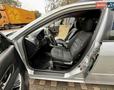 Серый Мазда 6, объемом двигателя 2 л и пробегом 427 тыс. км за 3400 $, фото 31 на Automoto.ua