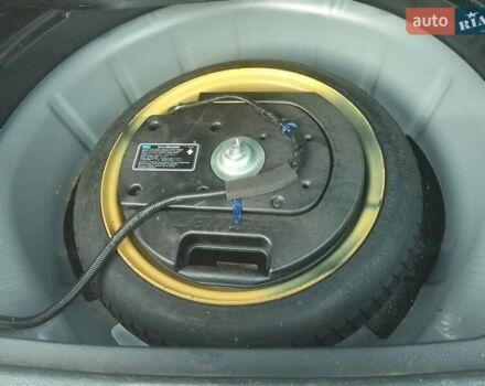 Сірий Мазда 6, об'ємом двигуна 2 л та пробігом 258 тис. км за 5300 $, фото 11 на Automoto.ua