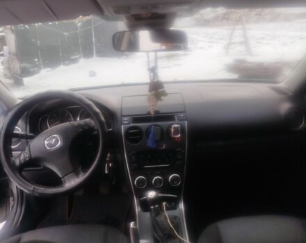 Сірий Мазда 6, об'ємом двигуна 2 л та пробігом 306 тис. км за 4500 $, фото 4 на Automoto.ua