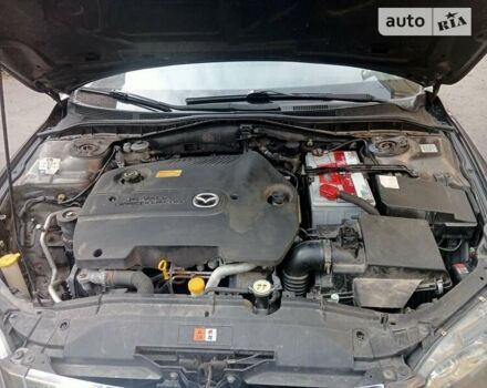 Сірий Мазда 6, об'ємом двигуна 2 л та пробігом 369 тис. км за 4200 $, фото 7 на Automoto.ua