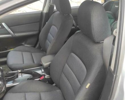 Мазда 6 2007 у Липовце на Automoto.ua Сірий Мазда 6, об'ємом двигуна 2 л та пробігом 250 тис. км за 4900 $, фото 9 на Automoto.ua