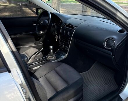 Серый Мазда 6, объемом двигателя 2 л и пробегом 188 тыс. км за 2465 $, фото 12 на Automoto.ua