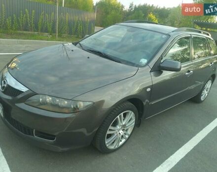Сірий Мазда 6, об'ємом двигуна 2 л та пробігом 258 тис. км за 5300 $, фото 4 на Automoto.ua