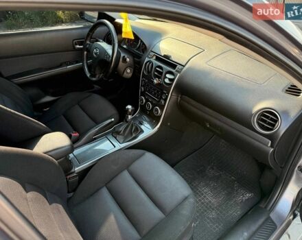 Сірий Мазда 6, об'ємом двигуна 2 л та пробігом 290 тис. км за 3900 $, фото 22 на Automoto.ua