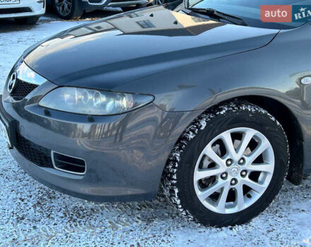 Сірий Мазда 6, об'ємом двигуна 2 л та пробігом 262 тис. км за 5500 $, фото 4 на Automoto.ua