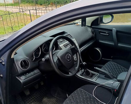 Серый Мазда 6, объемом двигателя 2 л и пробегом 280 тыс. км за 6200 $, фото 2 на Automoto.ua