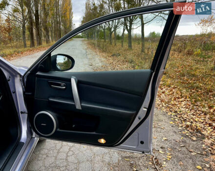 Сірий Мазда 6, об'ємом двигуна 2 л та пробігом 179 тис. км за 7750 $, фото 21 на Automoto.ua