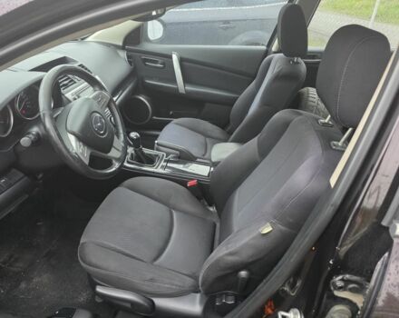 Серый Мазда 6, объемом двигателя 2 л и пробегом 264 тыс. км за 2869 $, фото 3 на Automoto.ua