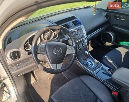 Сірий Мазда 6, об'ємом двигуна 2 л та пробігом 230 тис. км за 7550 $, фото 8 на Automoto.ua