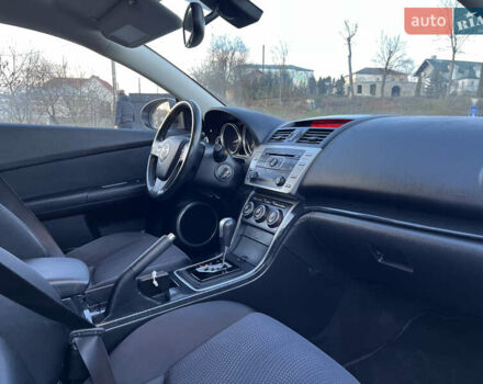 Сірий Мазда 6, об'ємом двигуна 2 л та пробігом 250 тис. км за 7400 $, фото 22 на Automoto.ua
